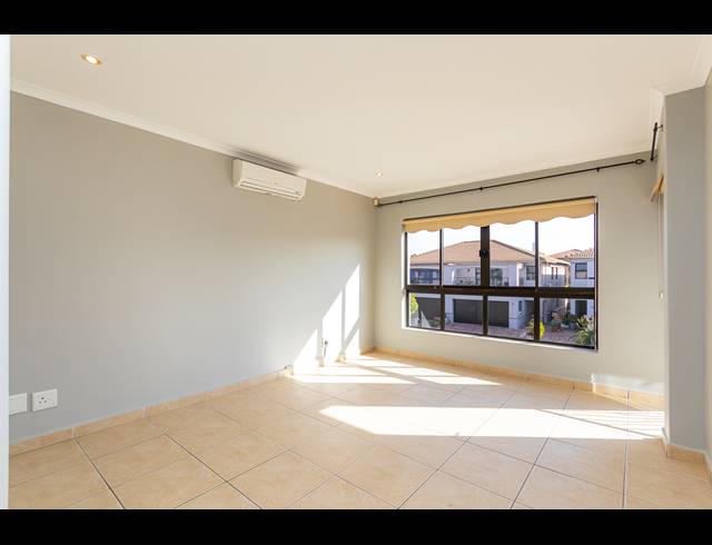 3 BEDROOM SEMI DETACHED TO LET IN BIG BAY